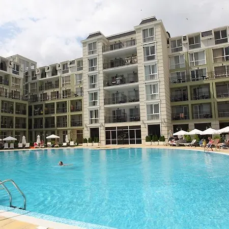 아파트 Private 1st Line 포마리