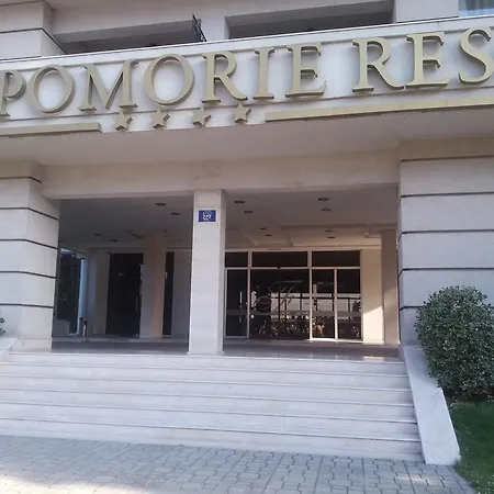 Private 1st Line Appartamento