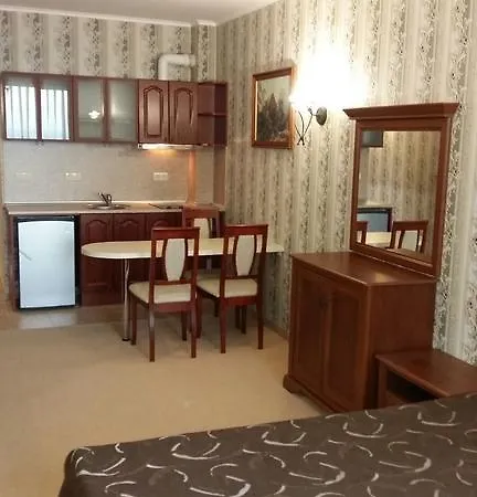 Private 1st Line 아파트 포마리